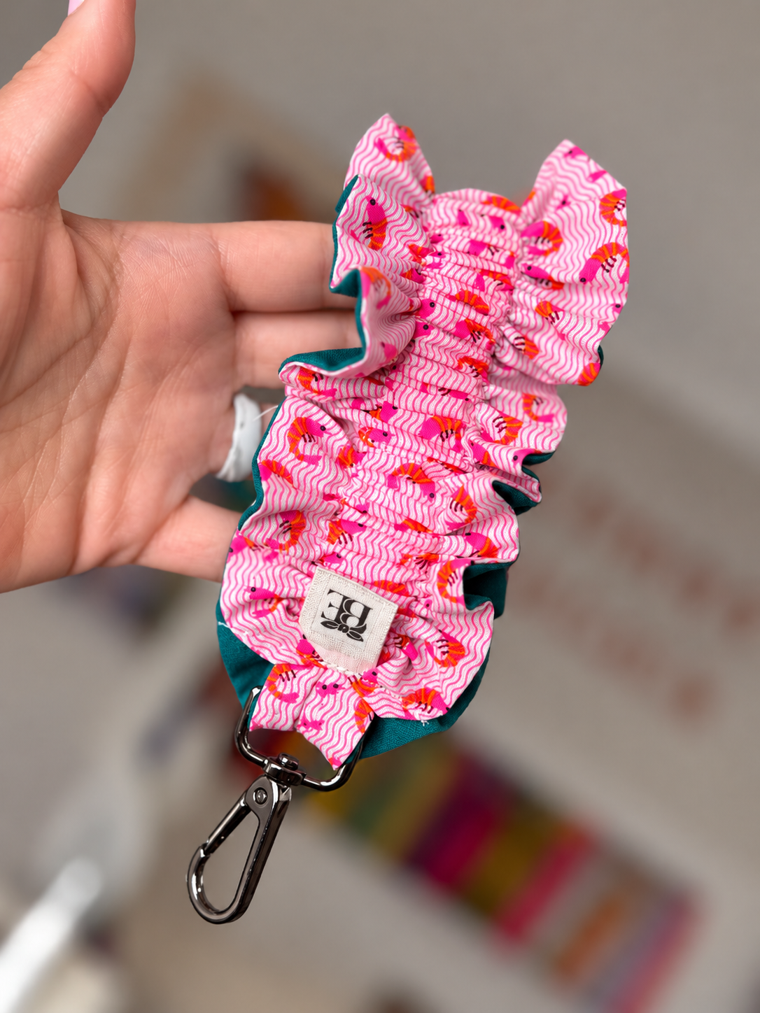 Key Charm Scrunchie Ancho